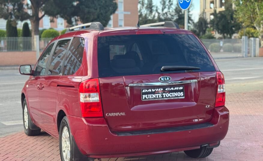 KIA CARNIVAL 2.9CRDI