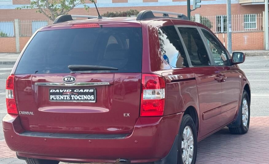 KIA CARNIVAL 2.9CRDI