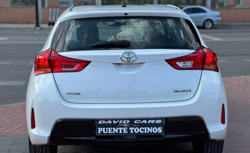TOYOTA Auris 1.6d