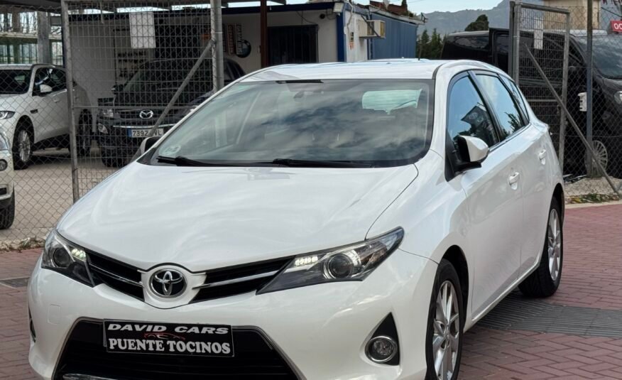 TOYOTA Auris 1.6d