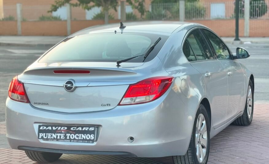 OPEL INSIGNIA 2.0 CDTI