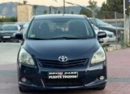 TOYOTA Corolla verso 2.0D4D